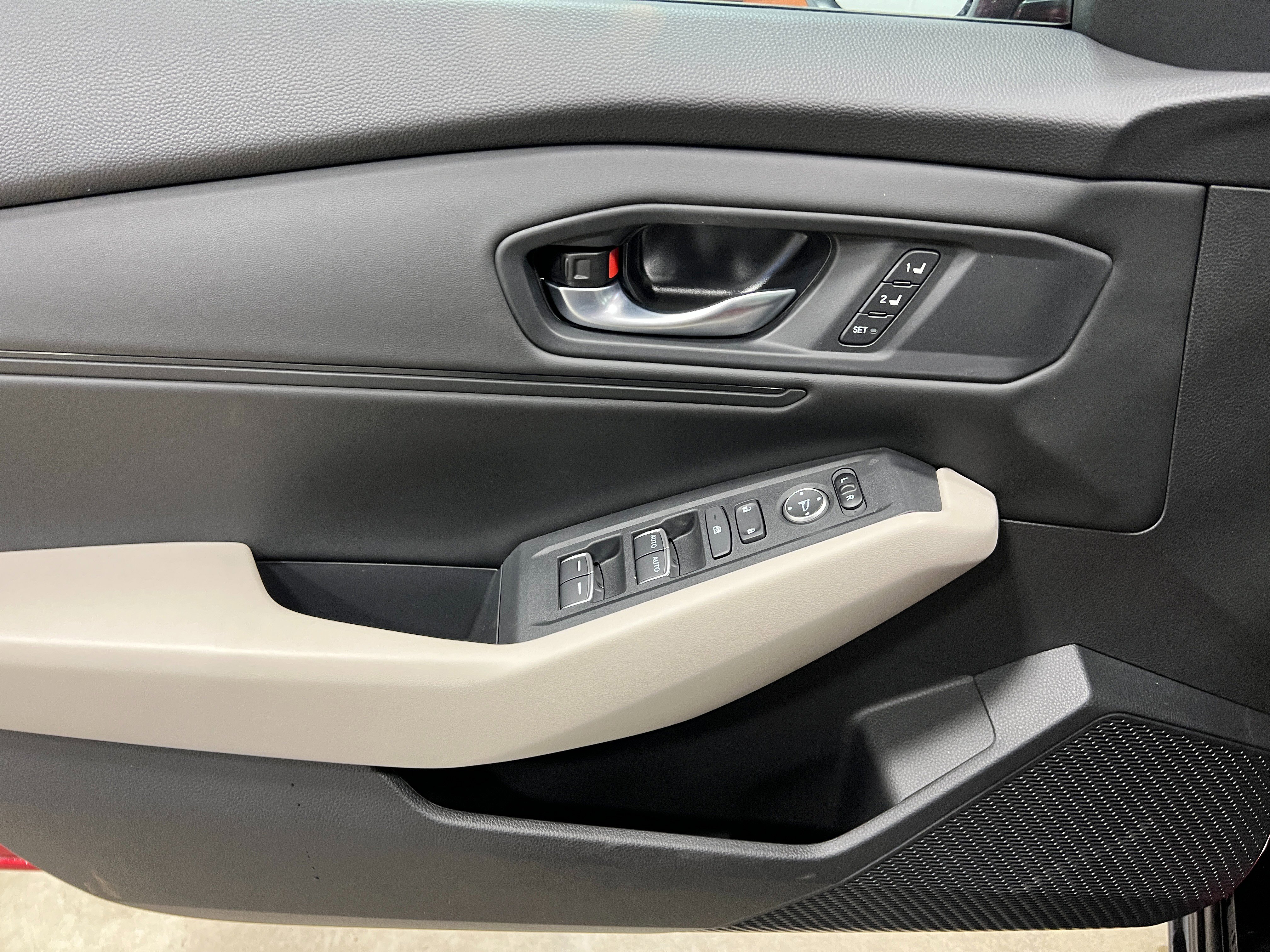 New 2025 Honda Accord EX-L image 14