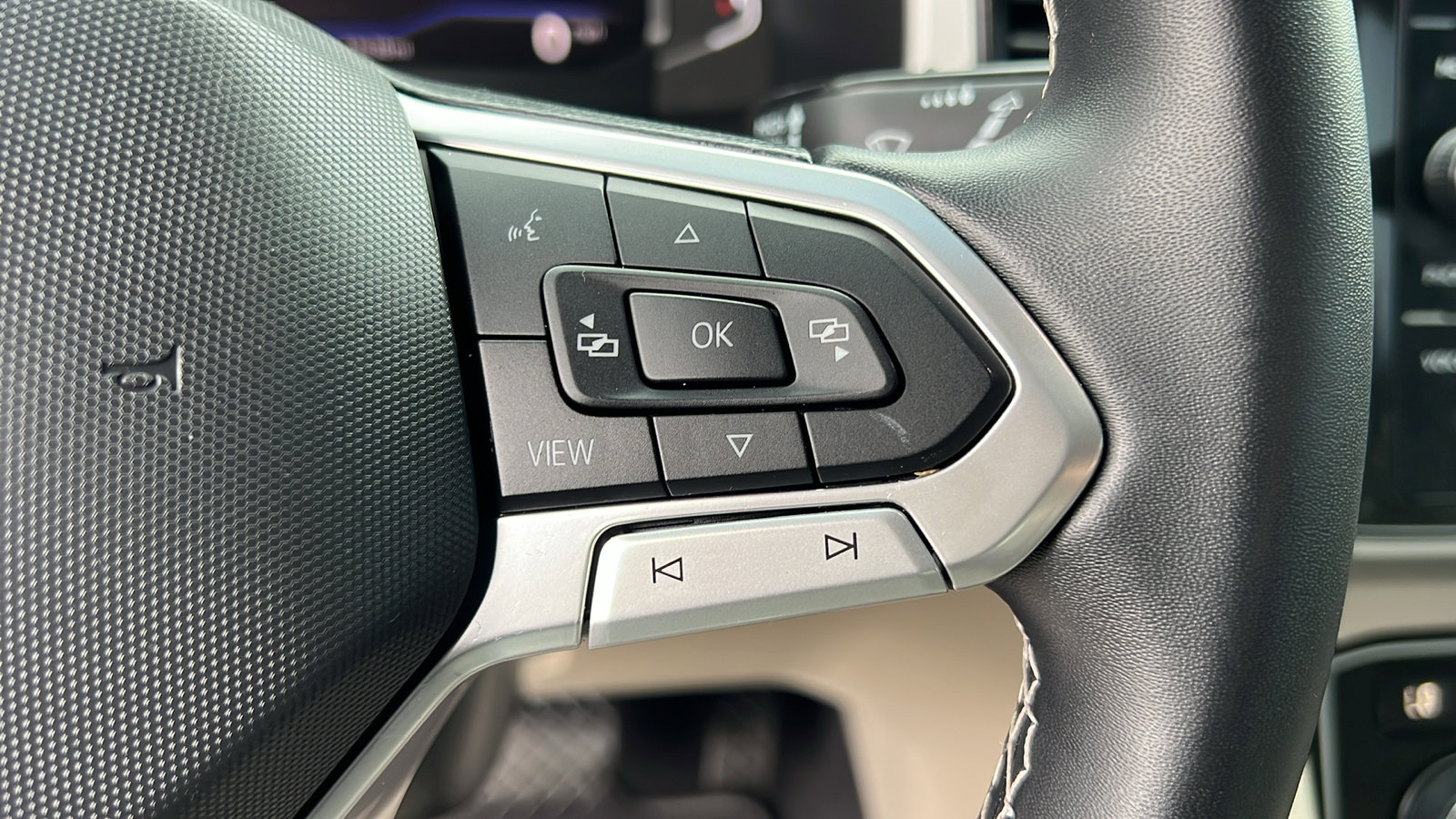 Used 2022 Volkswagen Atlas SE image 27