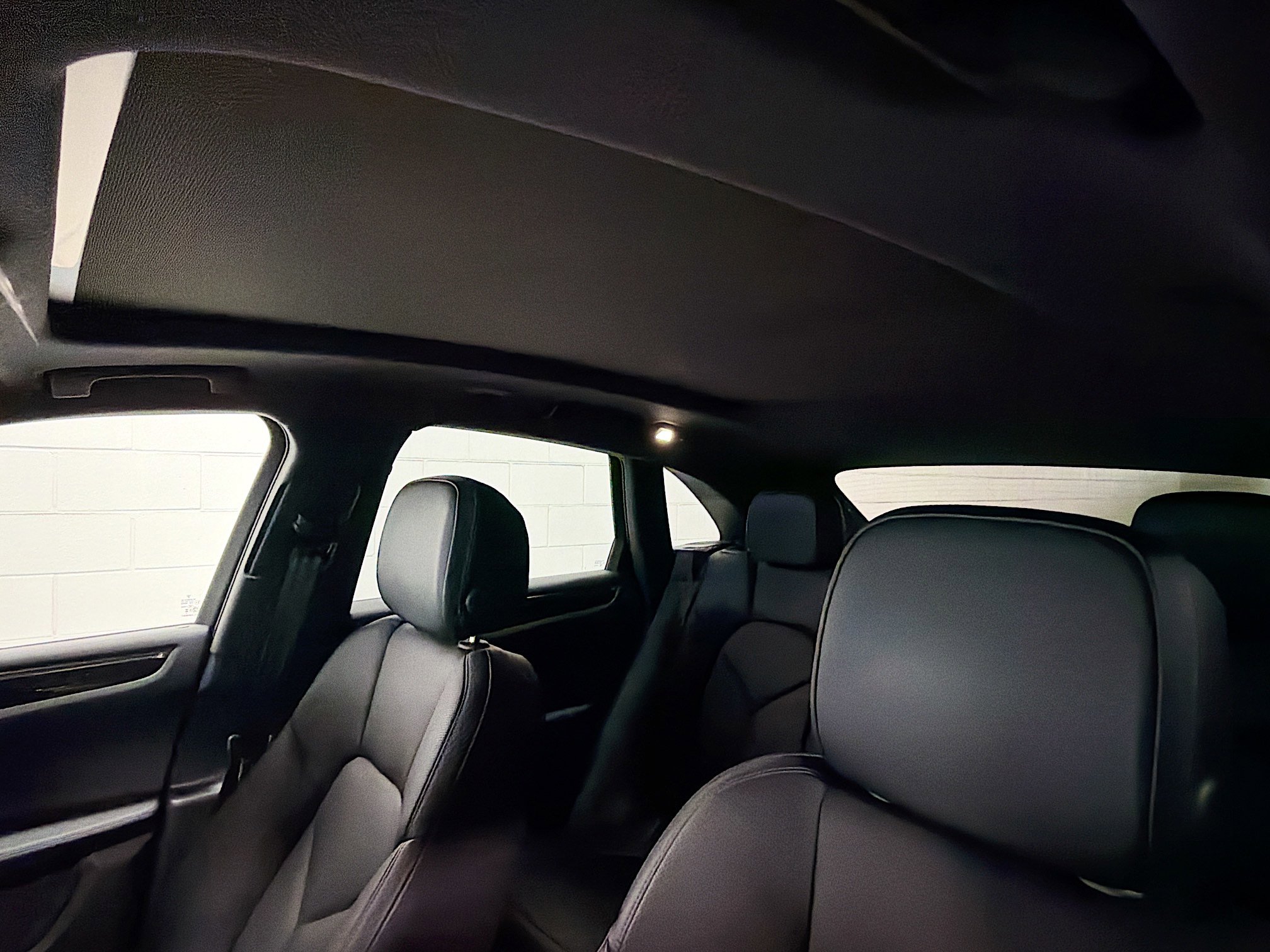 Used 2025 Porsche Macan image 26