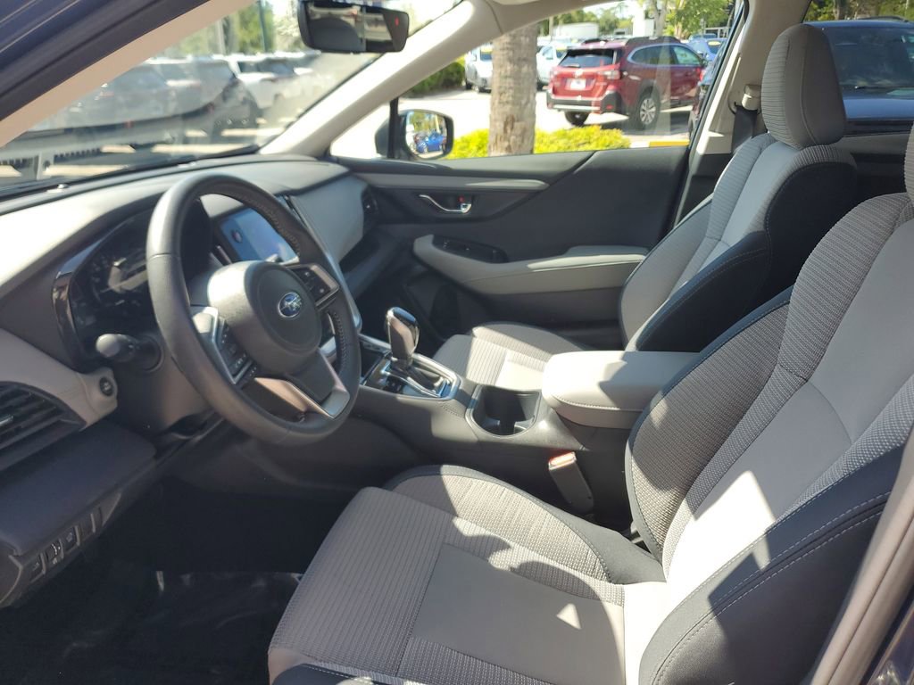Used 2025 Subaru Outback Premium AWD/4WD image 22
