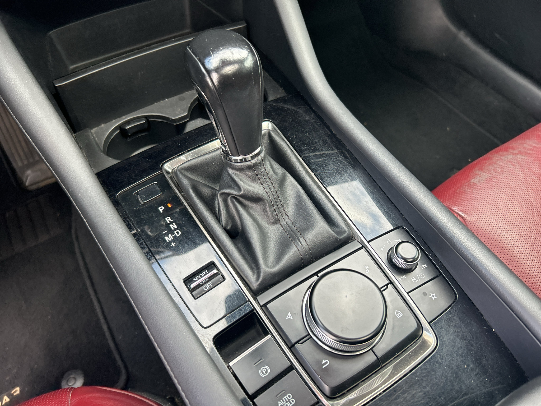 Used 2019 MAZDA MAZDA3 Hatchback w/ Premium Package FWD image 35