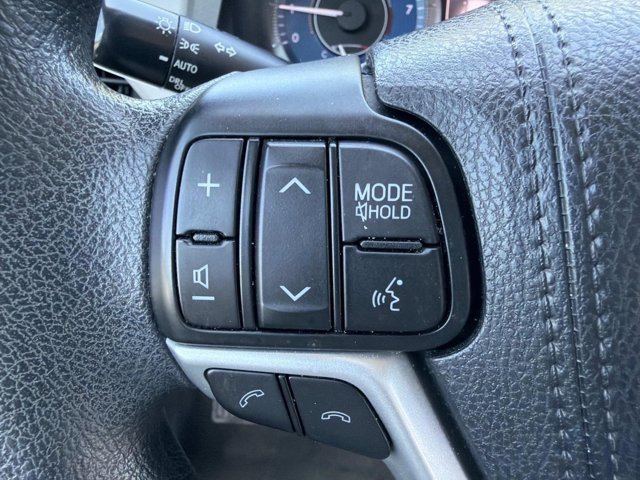 Used 2018 Toyota Sienna LE image 24