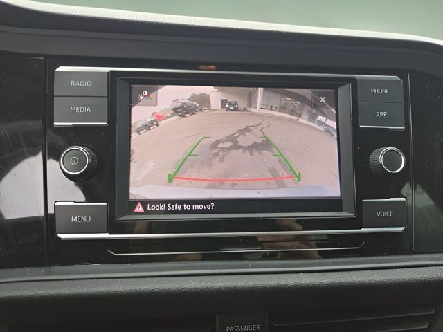 Used 2024 Volkswagen Jetta SE image 19