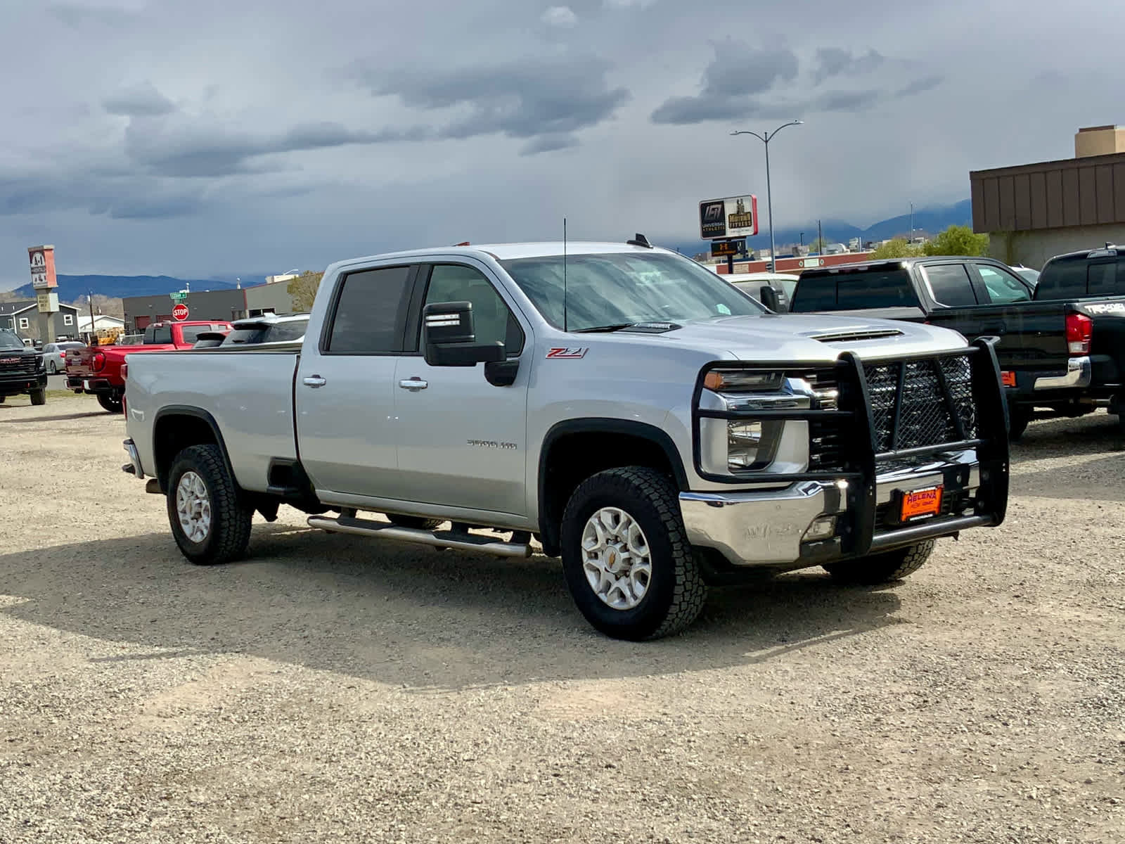 Used 2021 Chevrolet Silverado 3500 LT w/ Convenience Package AWD/4WD image 7