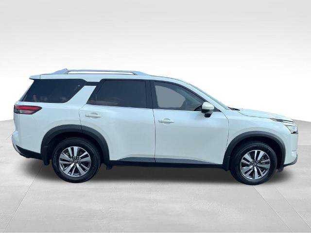 Certified 2023 Nissan Pathfinder SL AWD/4WD image 6