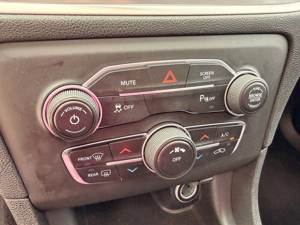 Used 2021 Dodge Charger SXT w/ Leather Interior Group image 21