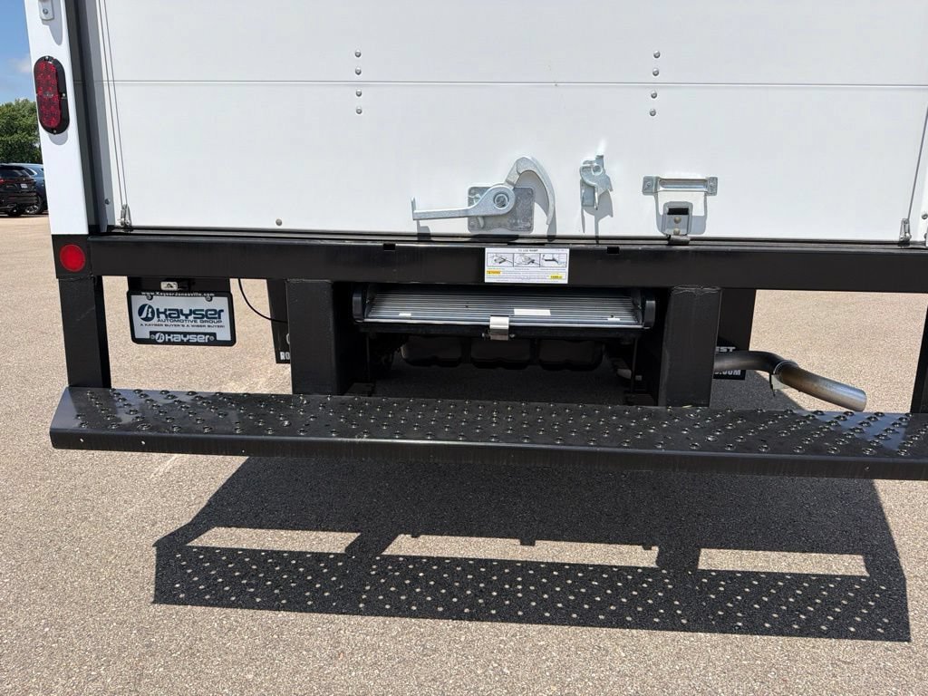 New 2025 Chevrolet Express 4500 w/ Power Convenience Package RWD image 12