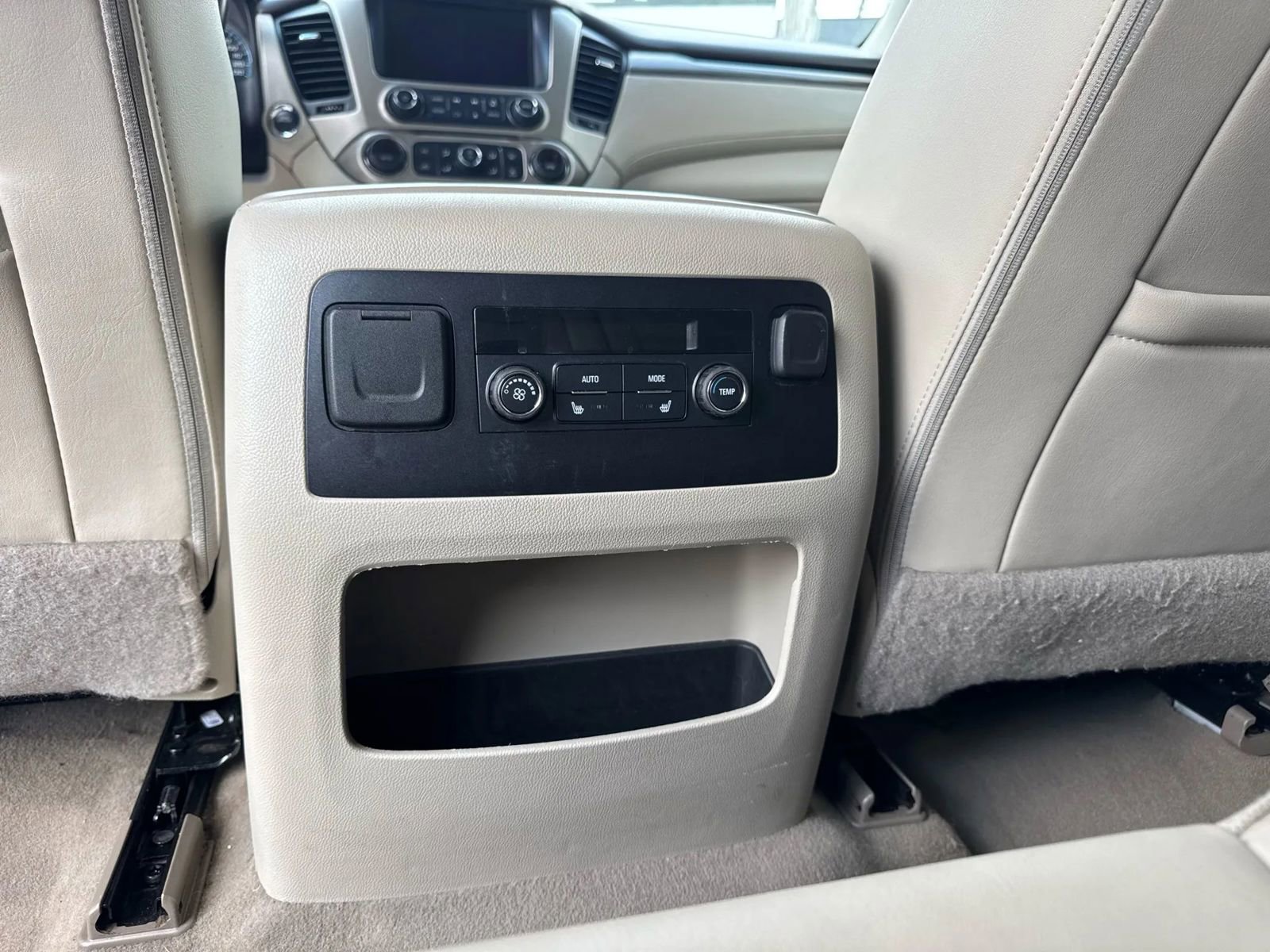Used 2019 GMC Yukon XL Denali image 37