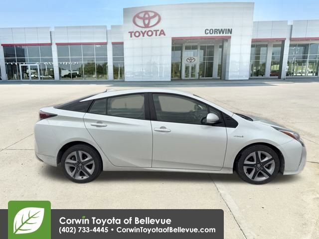 Used 2016 Toyota Prius Four Touring image 31