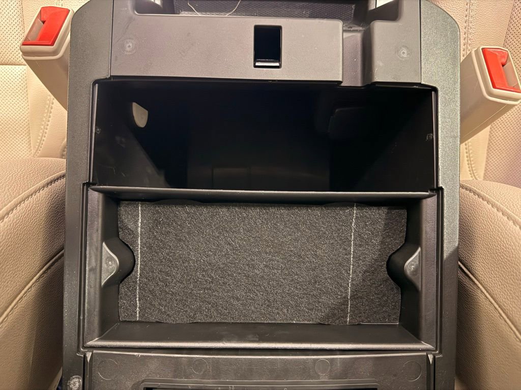 Used 2022 Ford Explorer Limited w/ Equipment Group 301A image 28