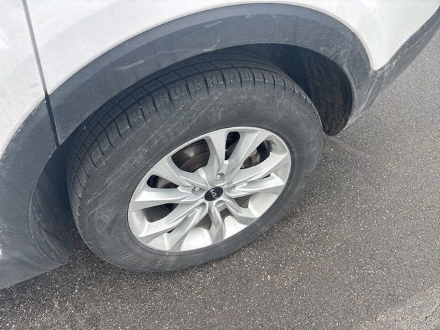 Used 2022 Kia Telluride LX image 5