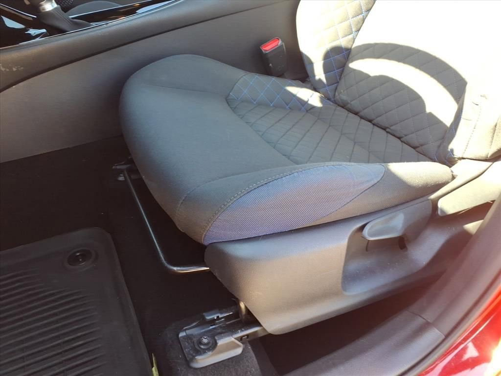 Certified 2021 Toyota C-HR XLE FWD image 15