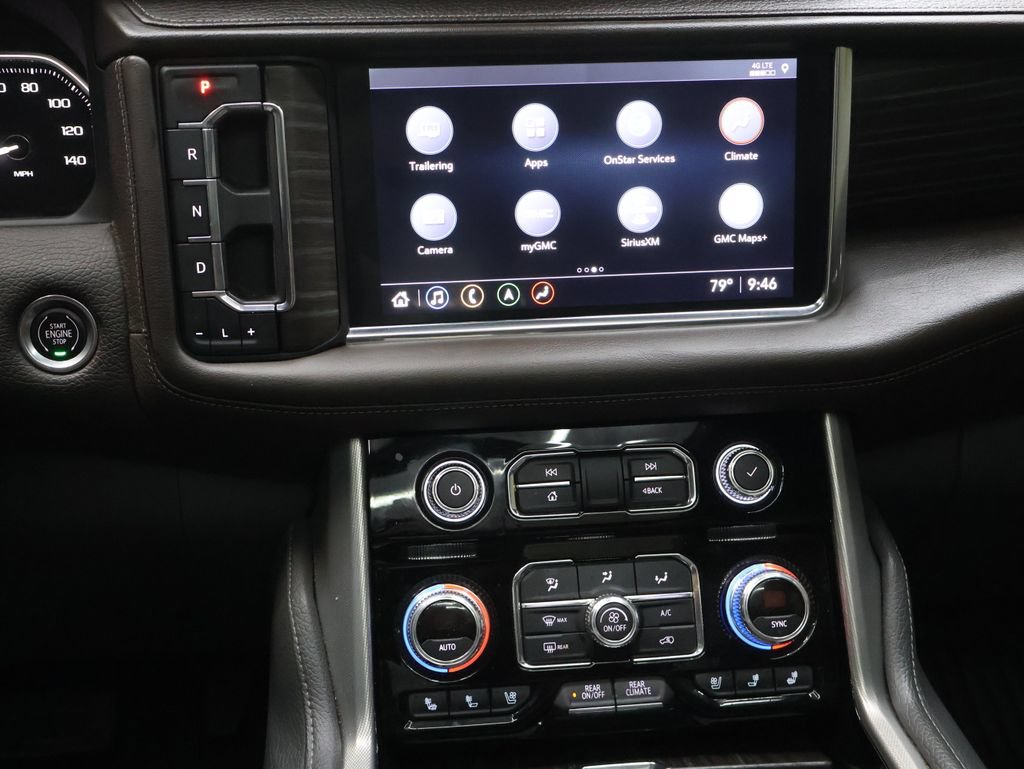 Used 2021 GMC Yukon Denali w/ Denali Premium Package AWD/4WD image 24