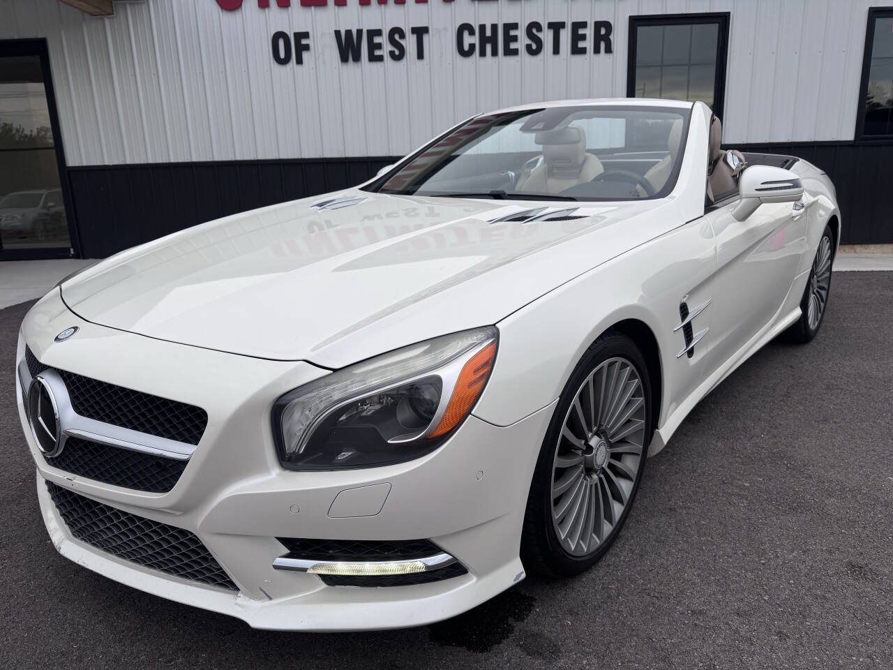 Used 2013 Mercedes-Benz SL 550 image 2