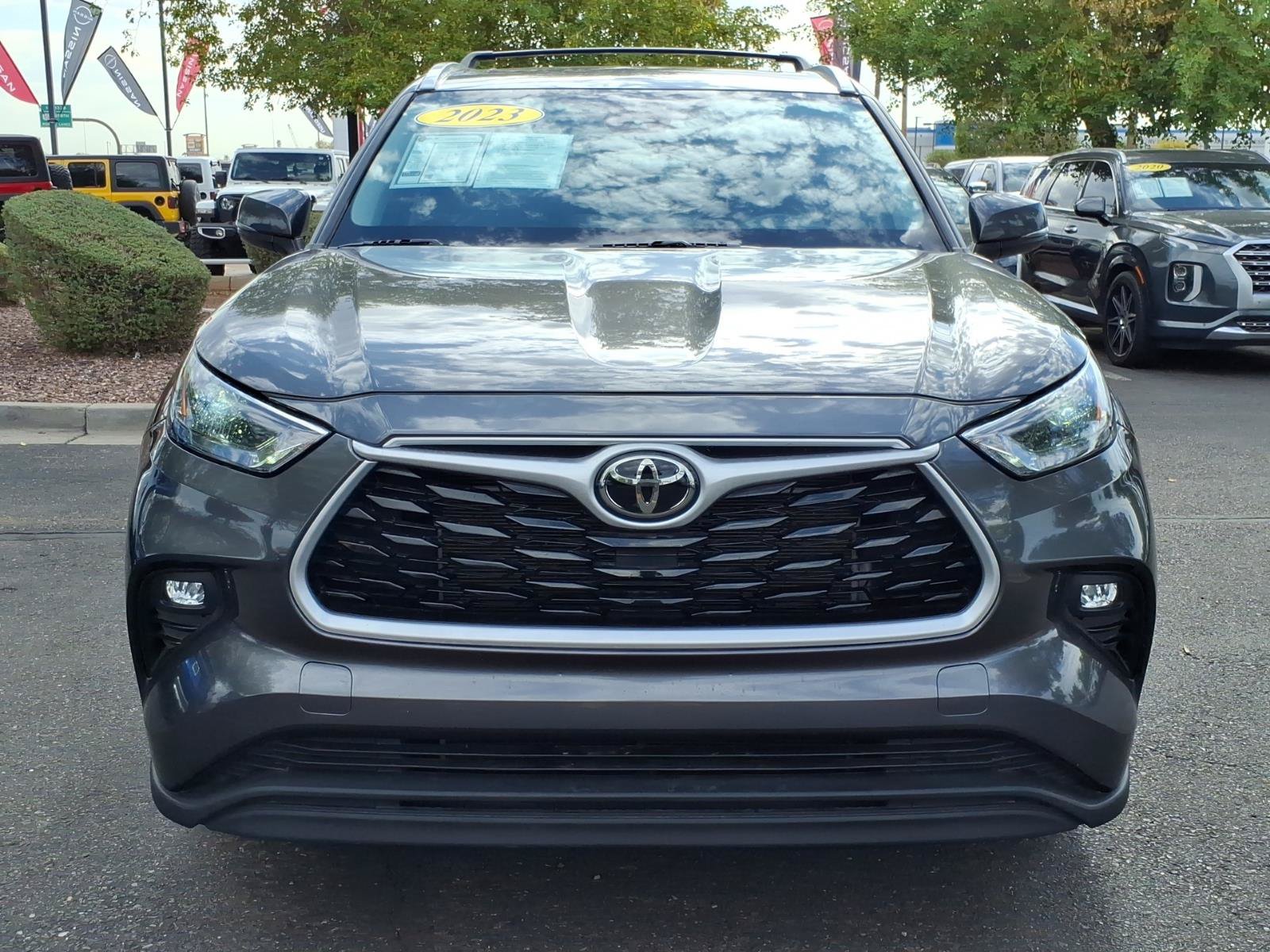 Used 2023 Toyota Highlander XLE FWD image 8