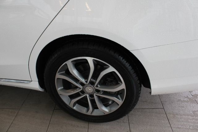 Used 2016 Mercedes-Benz C 300 4MATIC Sedan image 29