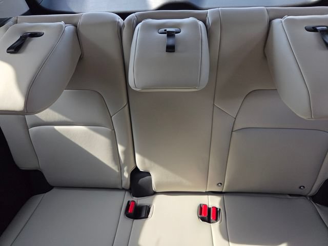 New 2026 Nissan Pathfinder SL FWD image 8