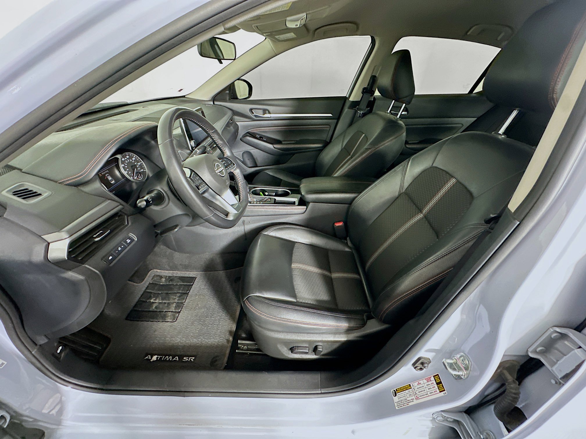 Used 2023 Nissan Altima 2.5 SR image 13