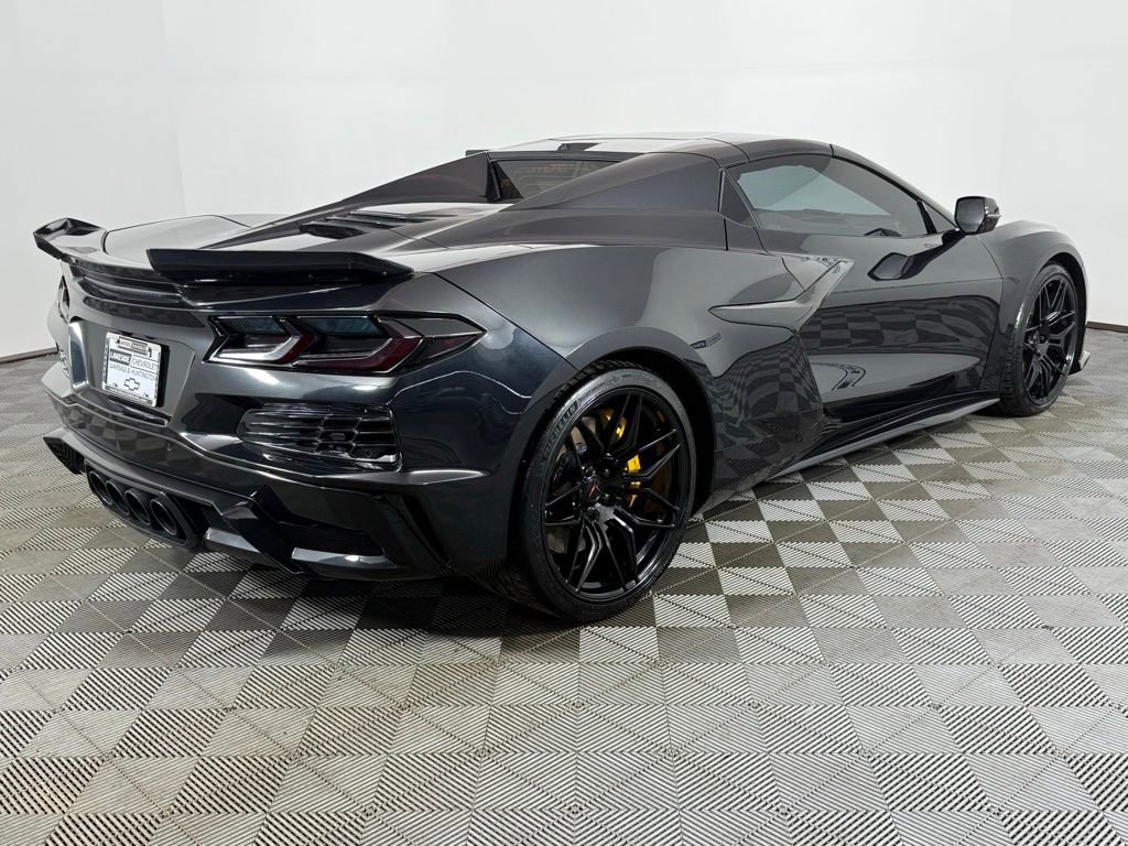 Used 2024 Chevrolet Corvette Z06 w/ Stealth Interior Trim Package image 7