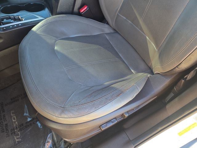 Used 2013 Hyundai Tucson Limited w/ Premium Pkg image 30