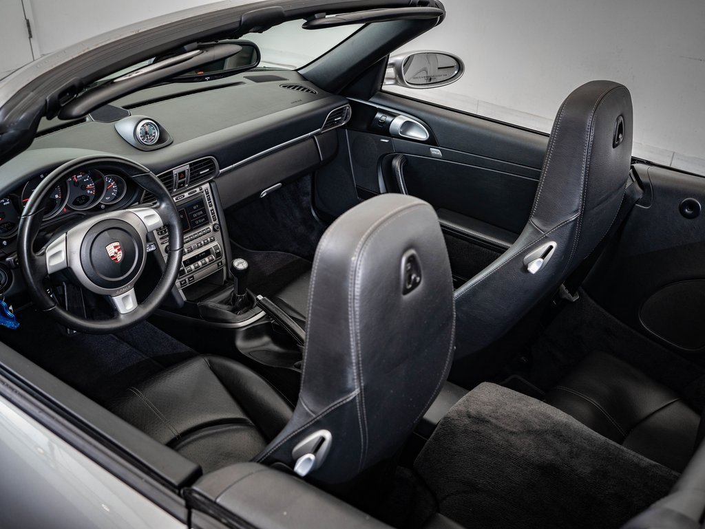 Used 2008 Porsche 911 Carrera 4 image 19