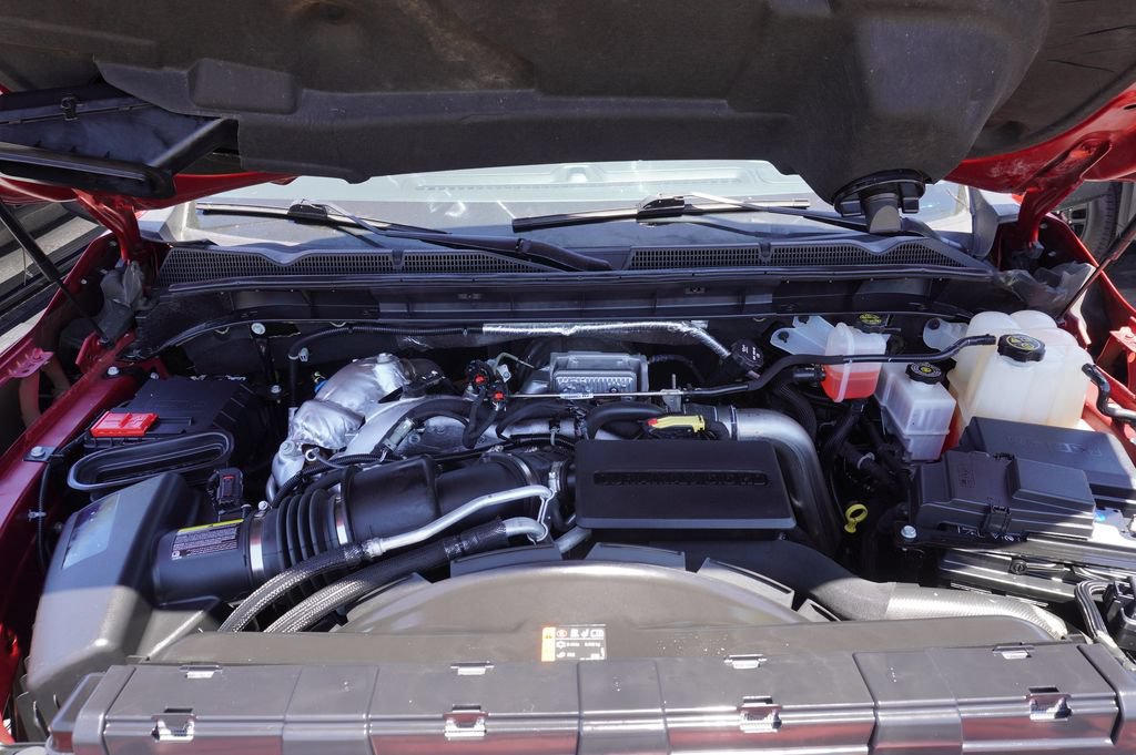 Used 2022 GMC Sierra 3500 Denali AWD/4WD image 7
