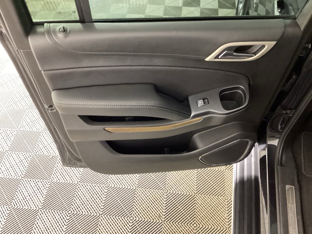 Used 2020 GMC Yukon XL Denali w/ Open Road Package image 16