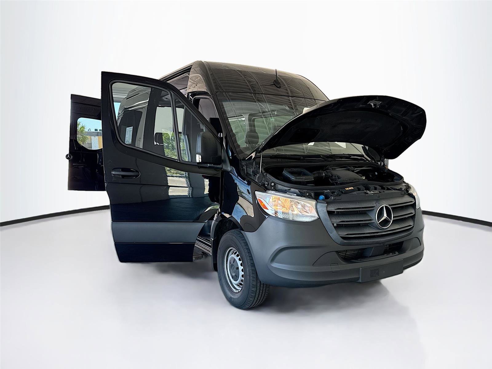 Used 2022 Mercedes-Benz Sprinter 2500 image 47