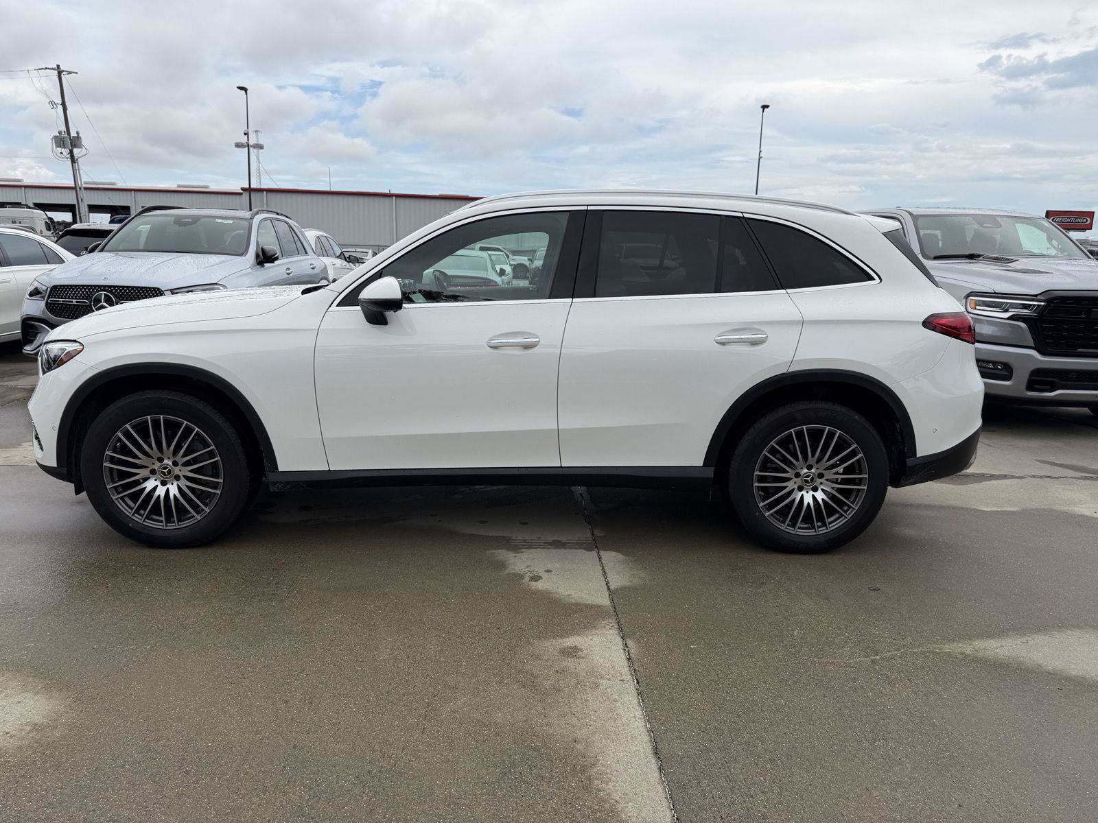 Certified 2026 Mercedes-Benz GLC 300 4MATIC image 16