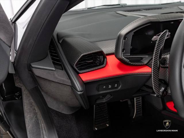 Used 2024 Lamborghini Revuelto AWD/4WD image 42