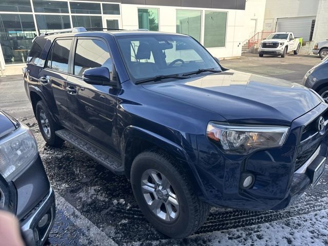 Used 2016 Toyota 4Runner SR5 Premium image 4
