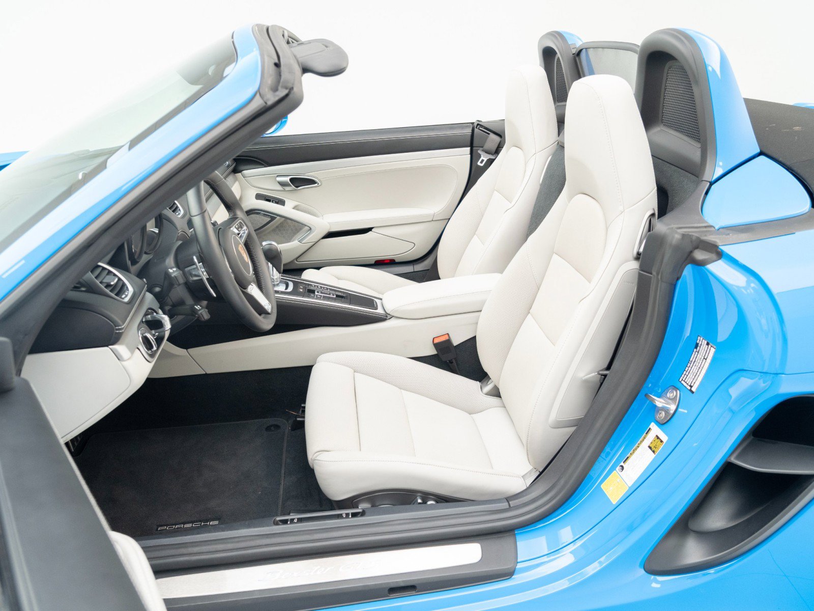 Certified 2025 Porsche 718 Boxster GTS image 17