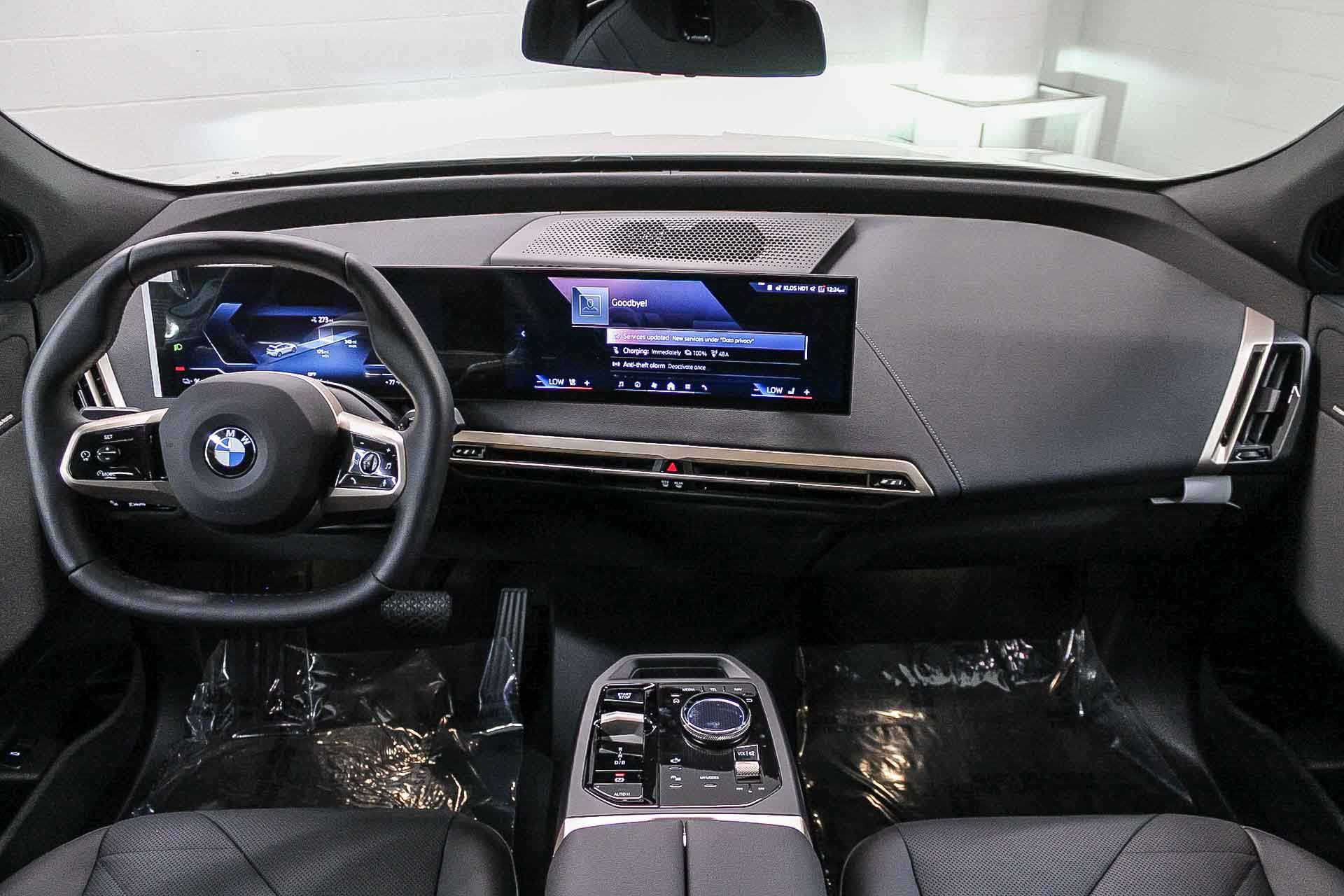 New 2026 BMW iX xDrive45 image 12