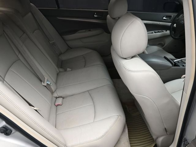 Used 2012 INFINITI G37 Journey w/ Premium Pkg image 31