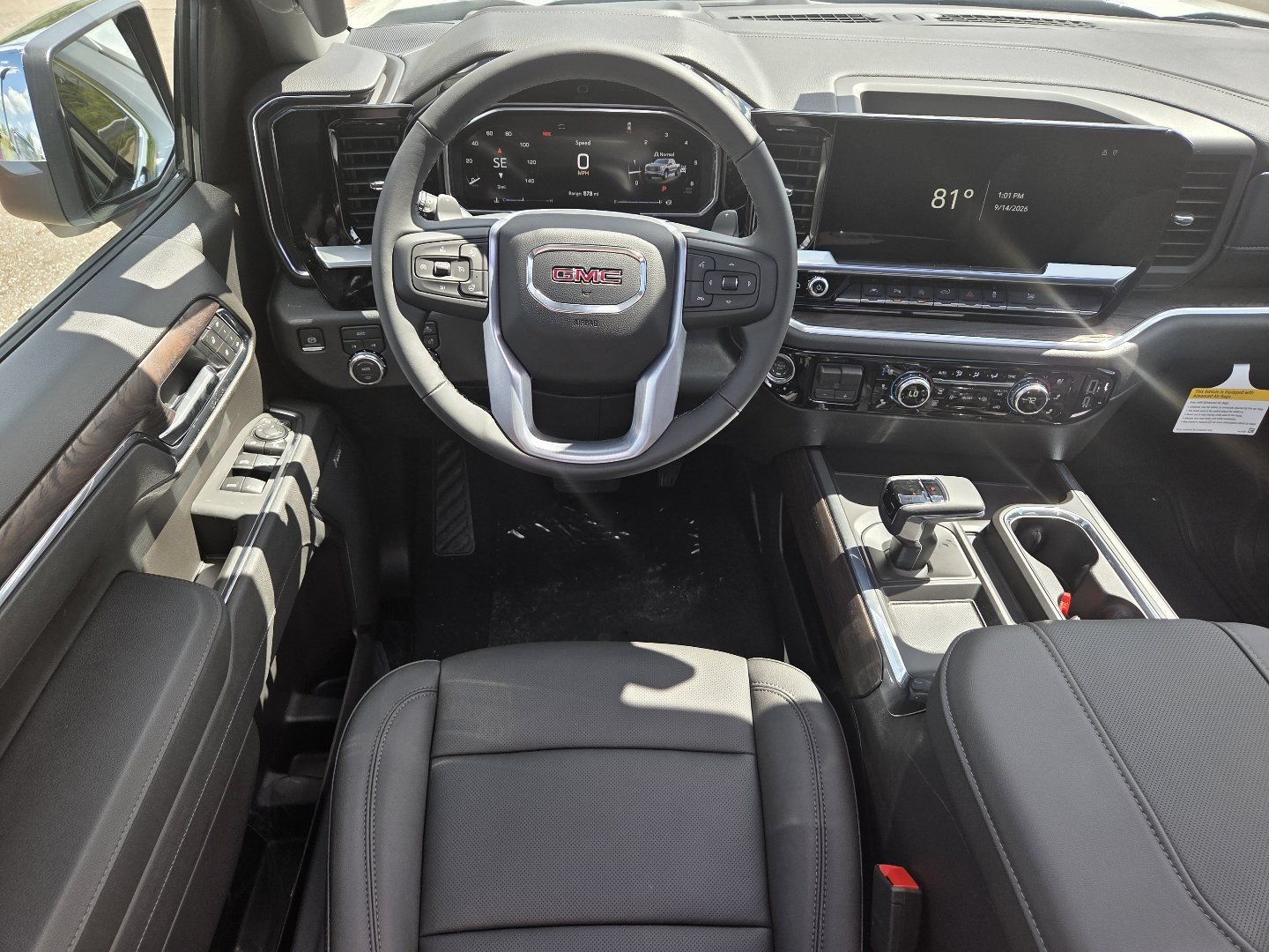 New 2026 GMC Sierra 1500 SLT w/ SLT Premium Plus Package AWD/4WD image 4