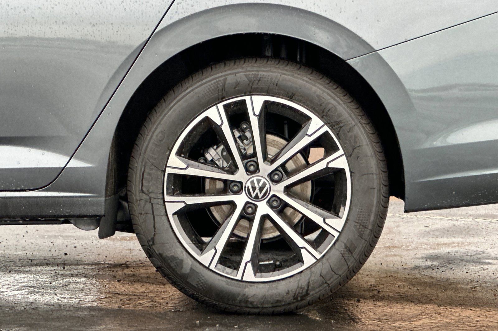 New 2025 Volkswagen Jetta Sport FWD image 23