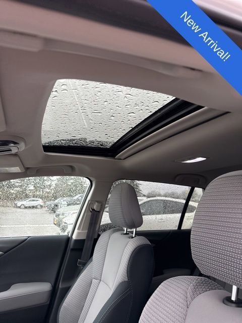 Used 2025 Subaru Outback Premium image 12