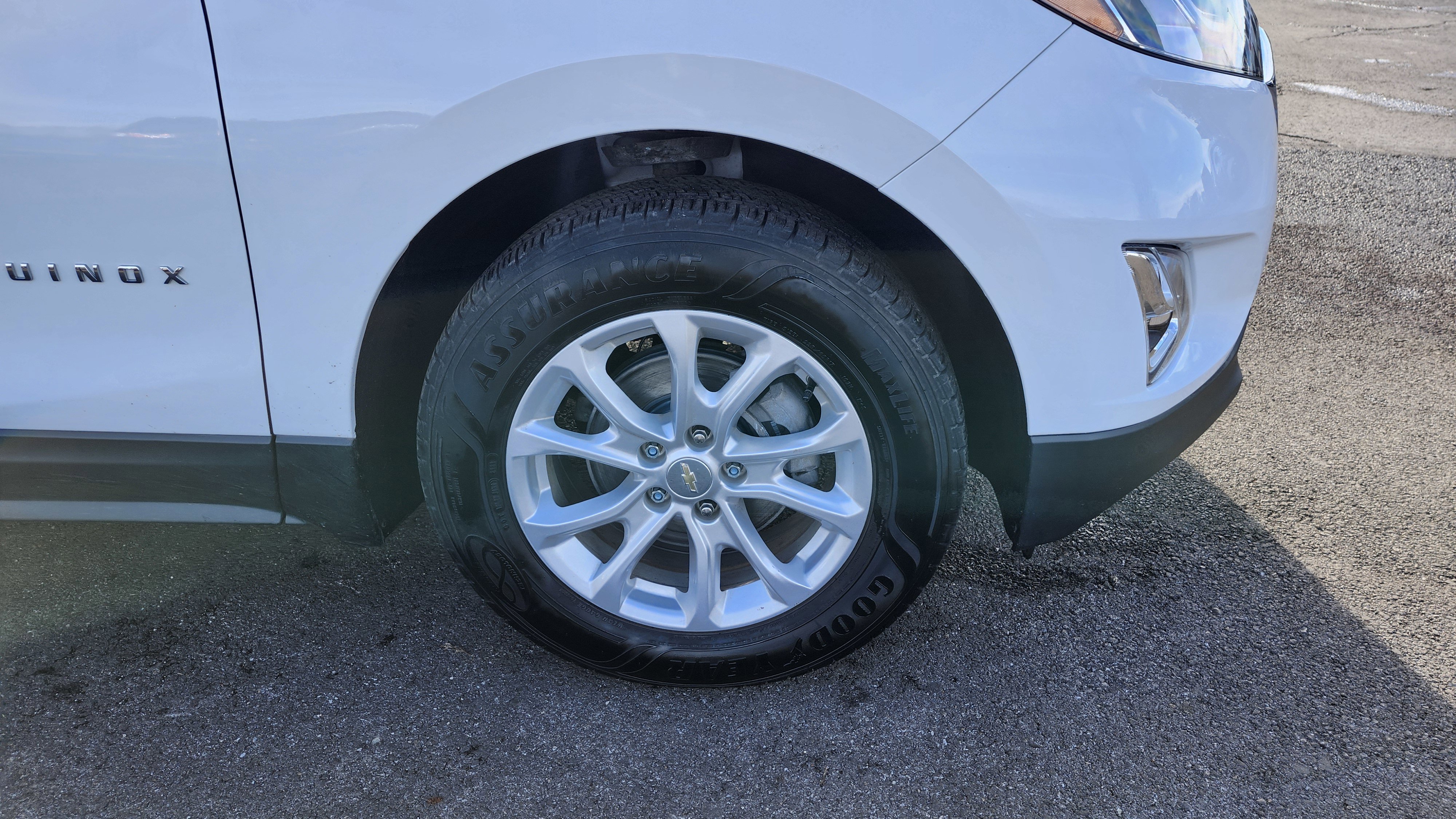 Used 2020 Chevrolet Equinox LT image 11