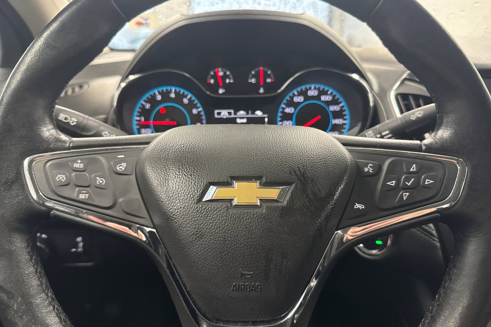 Used 2017 Chevrolet Cruze Premier image 21