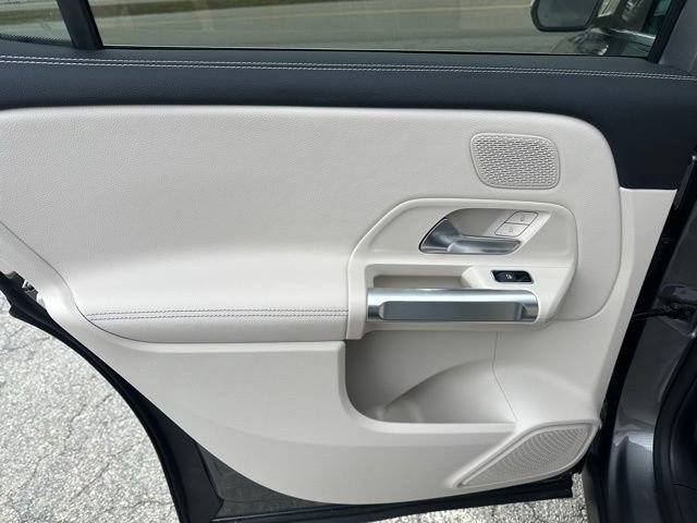 New 2026 Mercedes-Benz GLB 250 4MATIC image 19