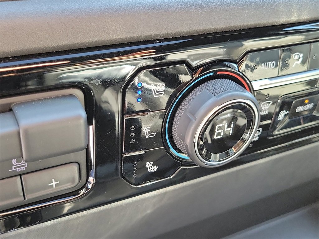 Certified 2023 Chevrolet Silverado 1500 ZR2 w/ Technology Package image 41
