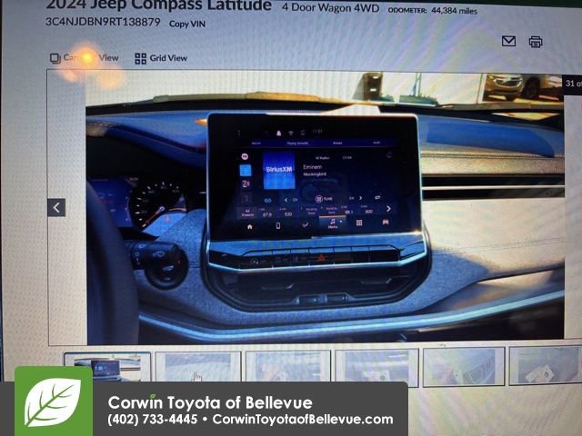 Used 2024 Jeep Compass Latitude AWD/4WD image 16