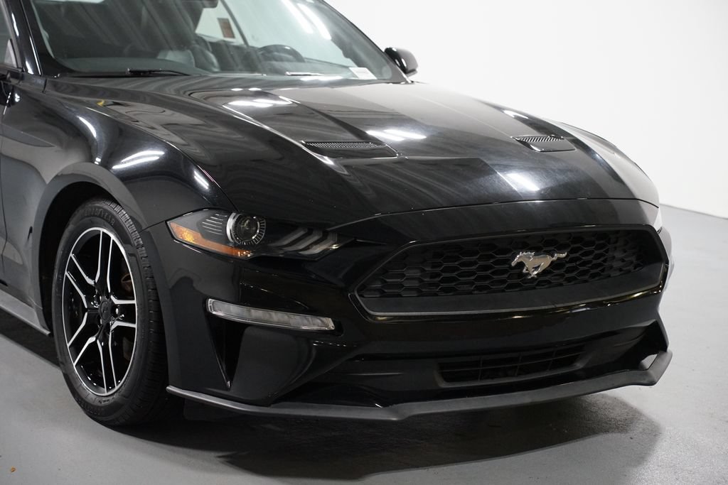 Used 2023 Ford Mustang Premium RWD image 4
