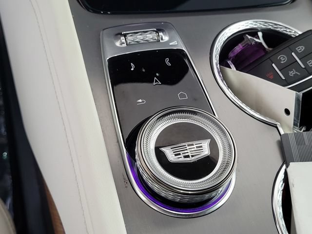 Certified 2026 Cadillac Vistiq Sport AWD/4WD image 12