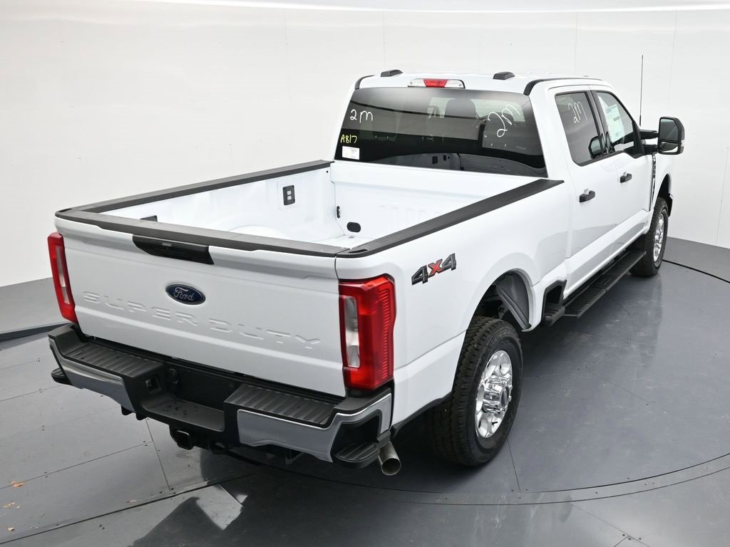 New 2026 Ford F350 XLT image 40