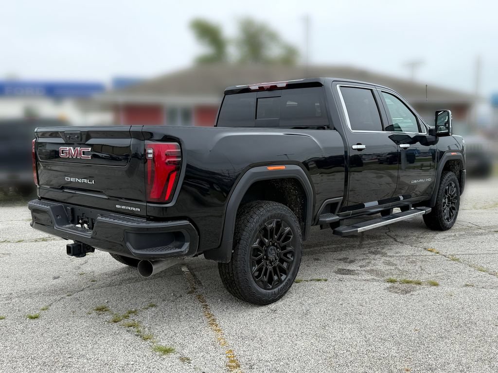 New 2026 GMC Sierra 2500 Denali w/ Denali Reserve Package AWD/4WD image 9