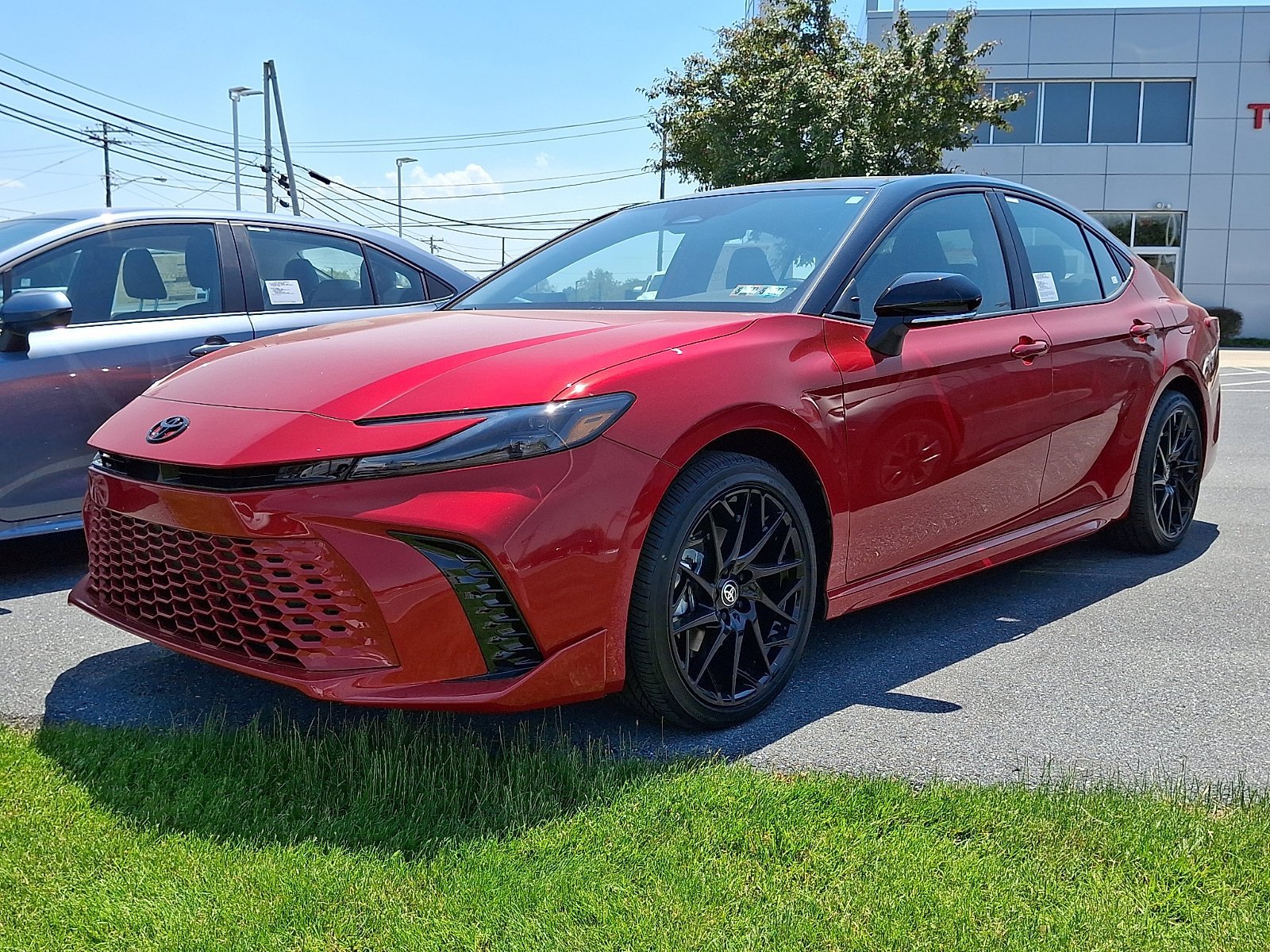 New 2026 Toyota Camry XSE AWD/4WD image 3