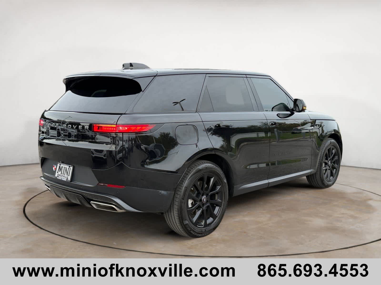 Used 2025 Land Rover Range Rover Sport AWD/4WD image 3