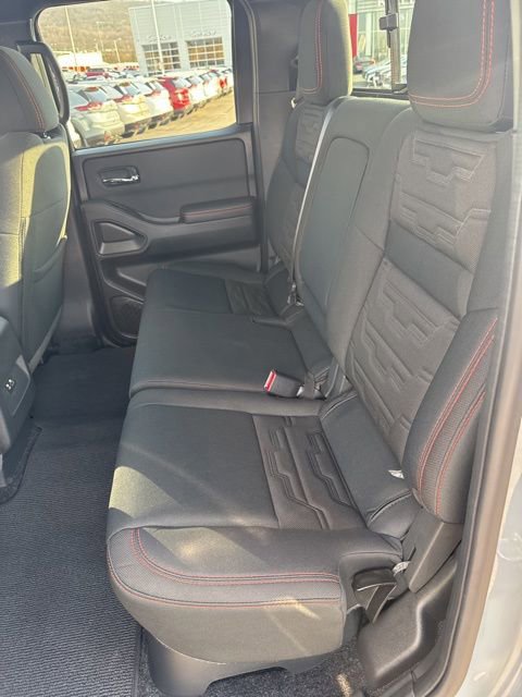 Certified 2025 Nissan Frontier PRO-4X image 11