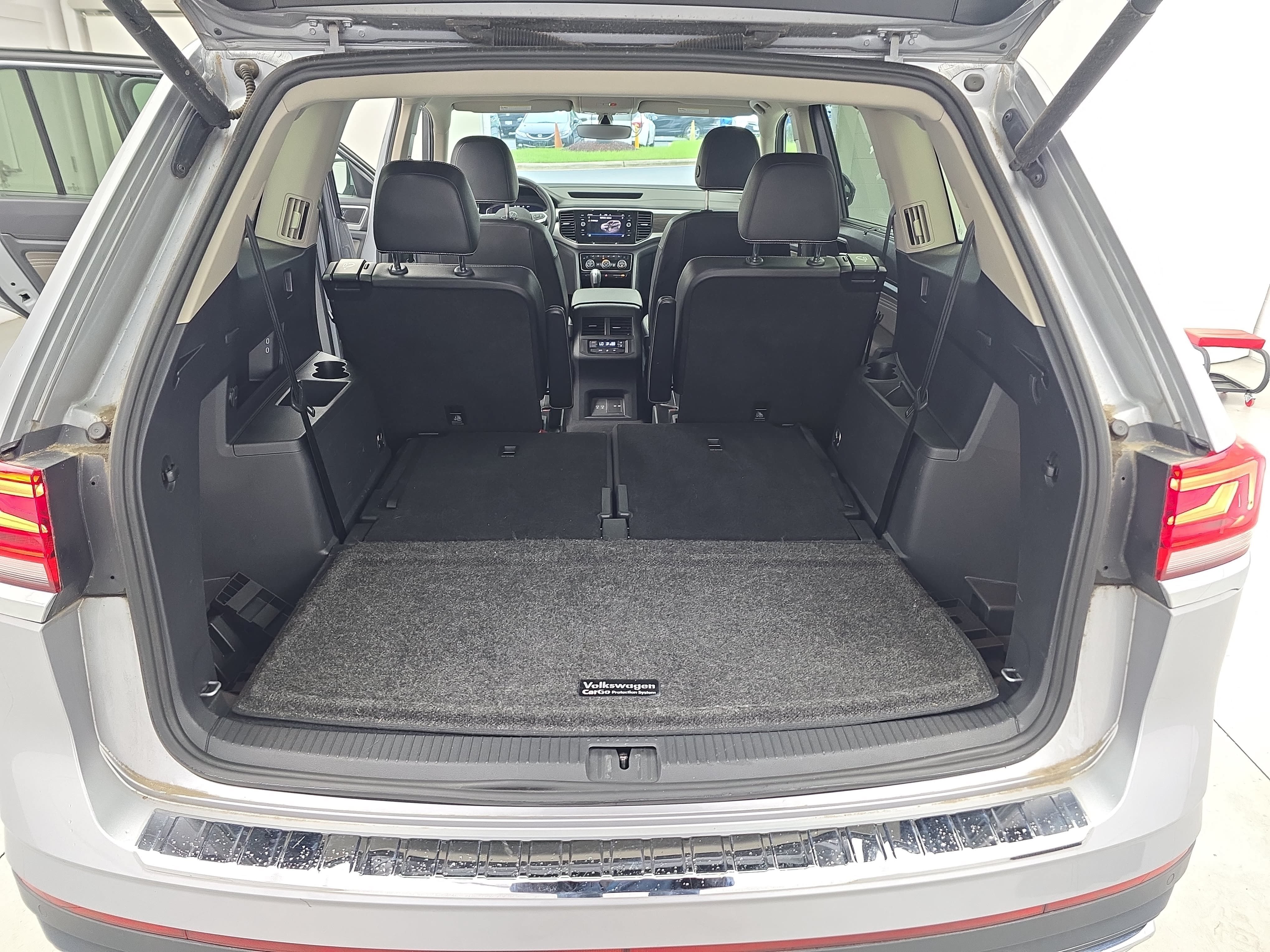 Certified 2023 Volkswagen Atlas SE w/ Panoramic Sunroof Package AWD/4WD image 13